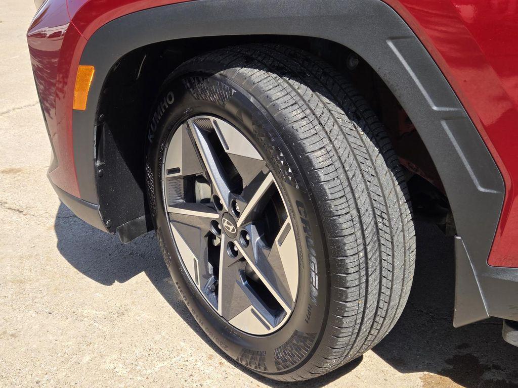 used 2025 Hyundai Tucson car, priced at $27,500