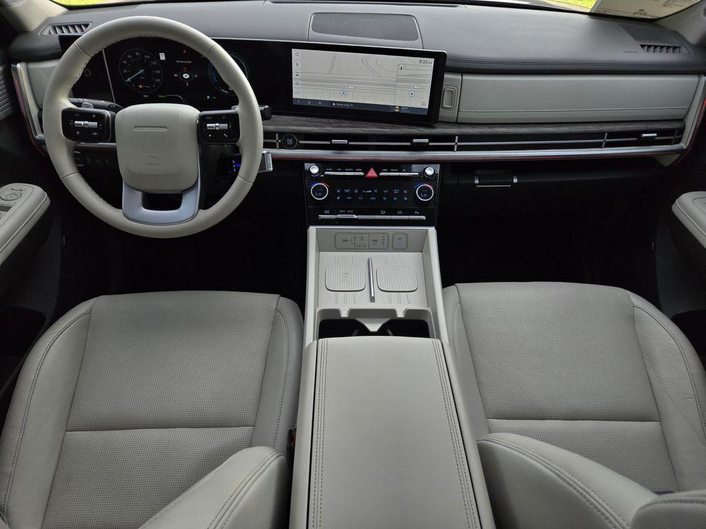 used 2025 Hyundai Santa Fe car, priced at $40,425