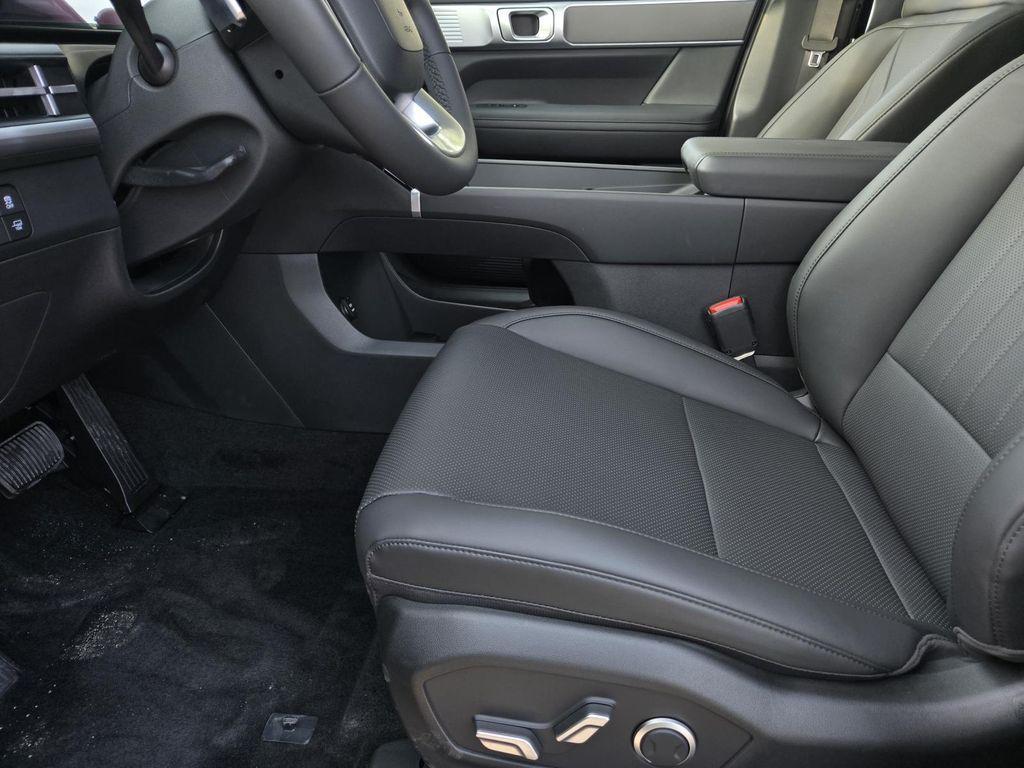 new 2025 Hyundai Santa Fe car, priced at $38,445