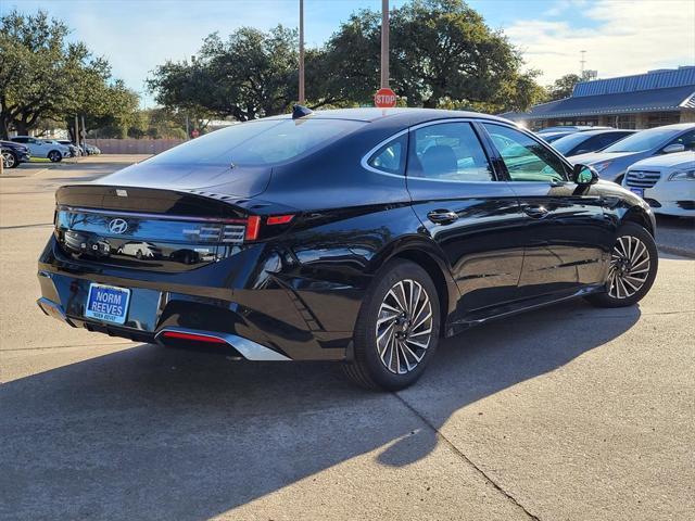 new 2024 Hyundai Sonata Hybrid car, priced at $32,142