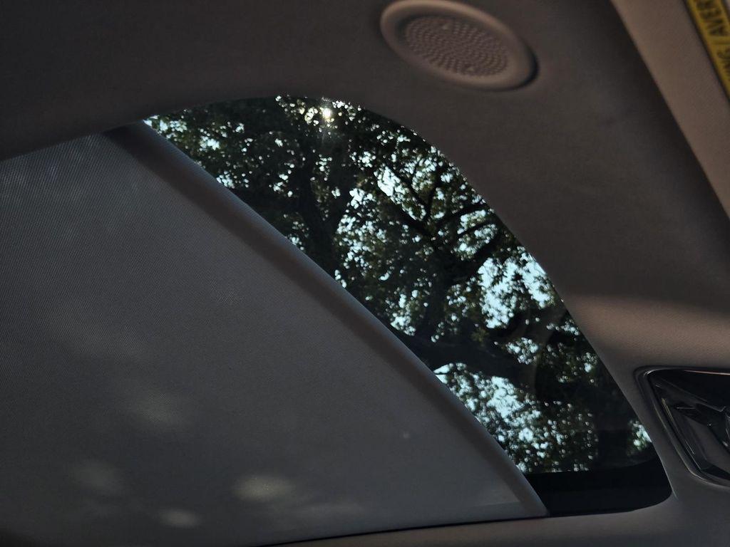 used 2021 Land Rover Range Rover Velar car, priced at $23,200