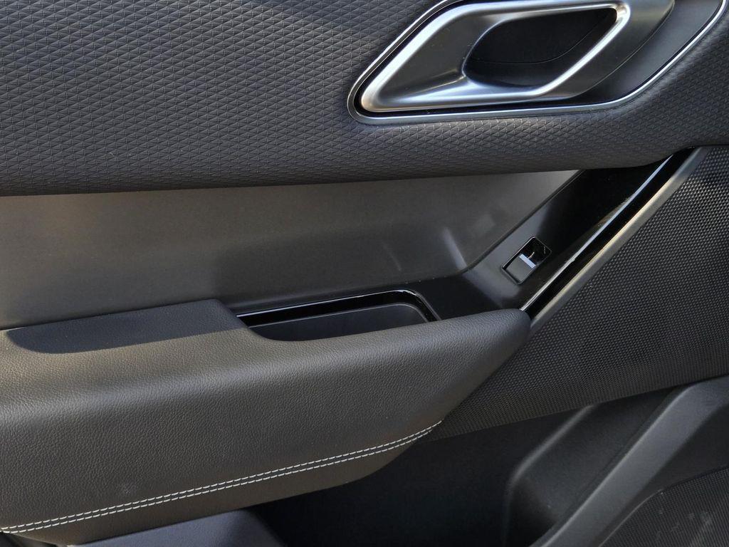 used 2021 Land Rover Range Rover Velar car, priced at $23,200