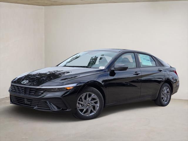 new 2025 Hyundai ELANTRA HEV car, priced at $25,779