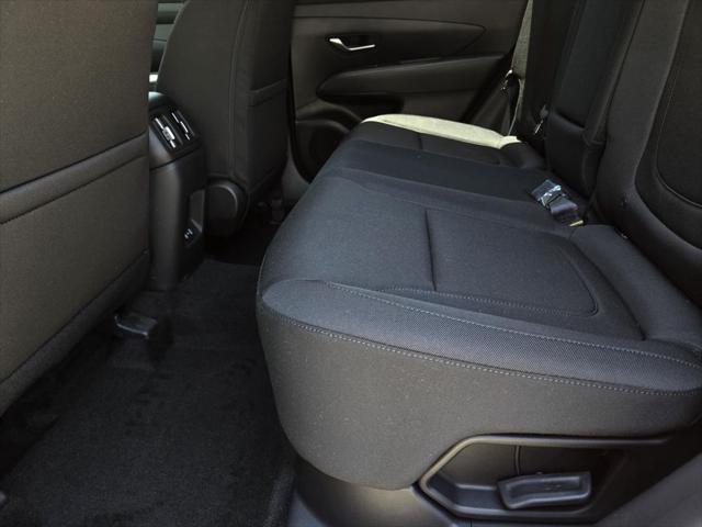 new 2025 Hyundai TUCSON Hybrid car, priced at $34,162