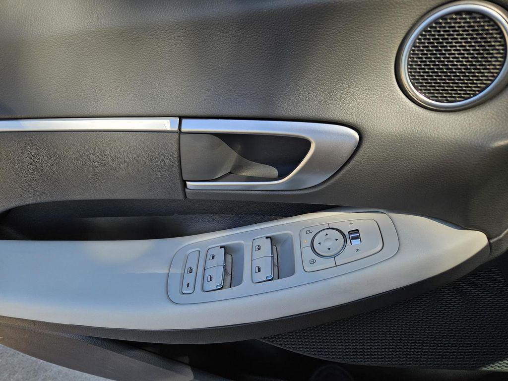 new 2025 Hyundai Sonata car, priced at $25,666
