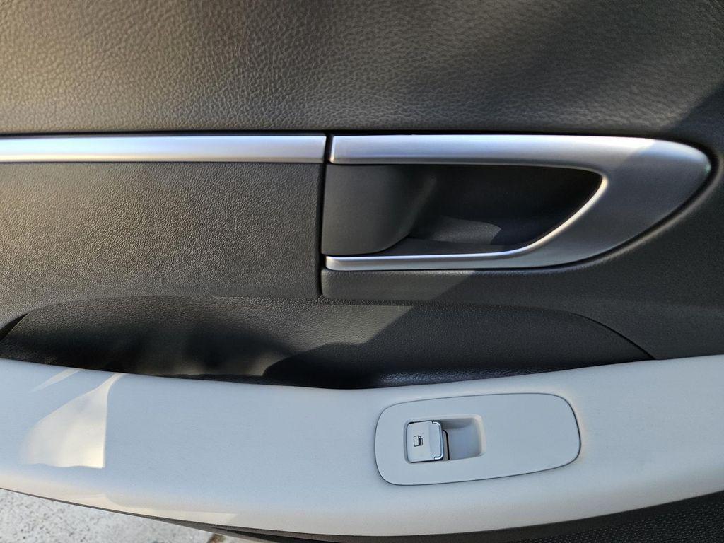 new 2025 Hyundai Sonata car, priced at $25,666