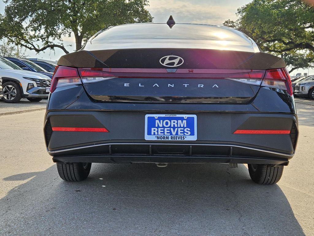 new 2025 Hyundai Elantra car, priced at $23,669