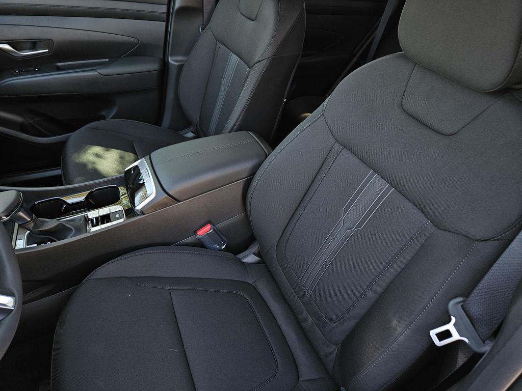 new 2025 Hyundai Tucson car, priced at $30,247