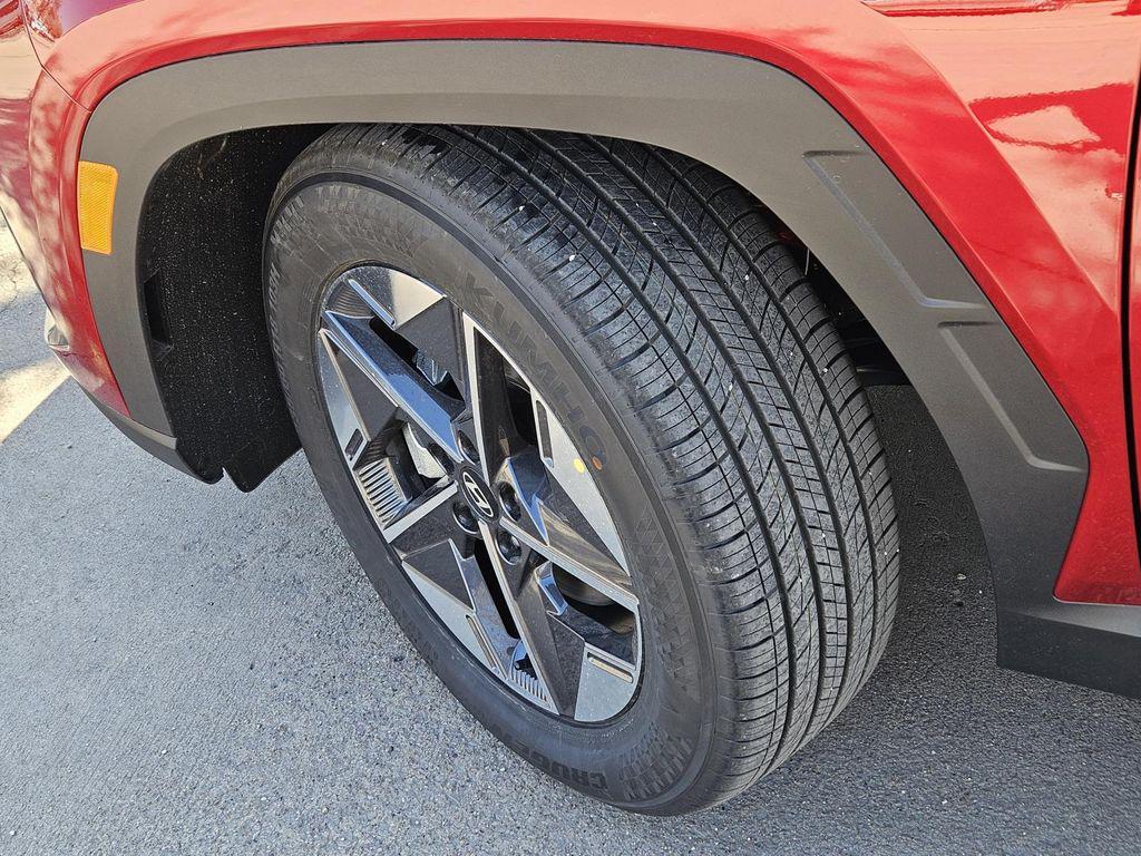 new 2025 Hyundai Tucson car, priced at $30,247