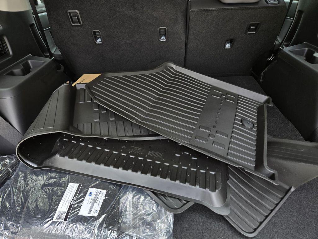 new 2025 Hyundai Santa Fe car, priced at $38,445