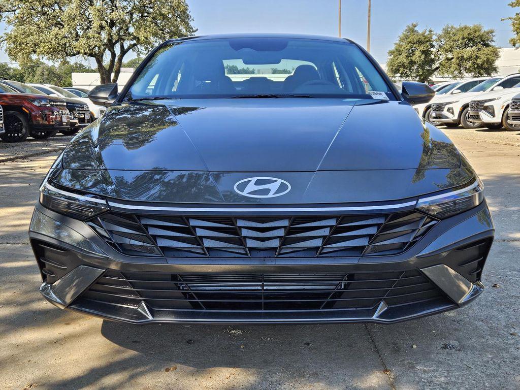new 2025 Hyundai Elantra car, priced at $23,680
