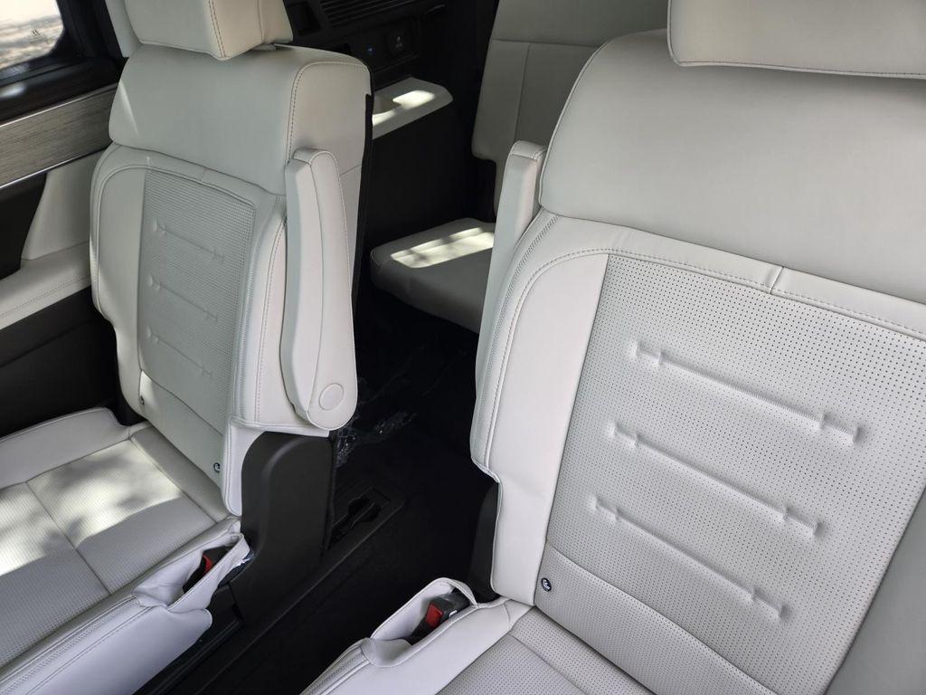 new 2025 Hyundai Santa Fe car, priced at $47,731