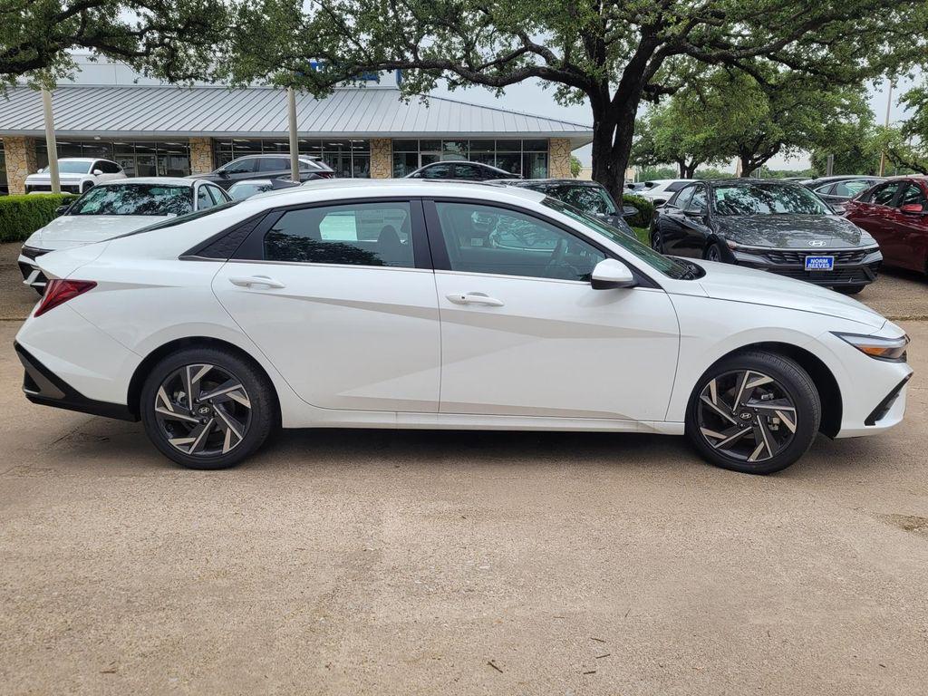 new 2025 Hyundai Elantra car, priced at $26,462