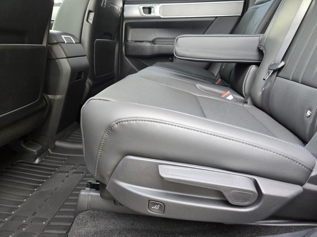 new 2025 Hyundai Santa Fe car, priced at $40,638