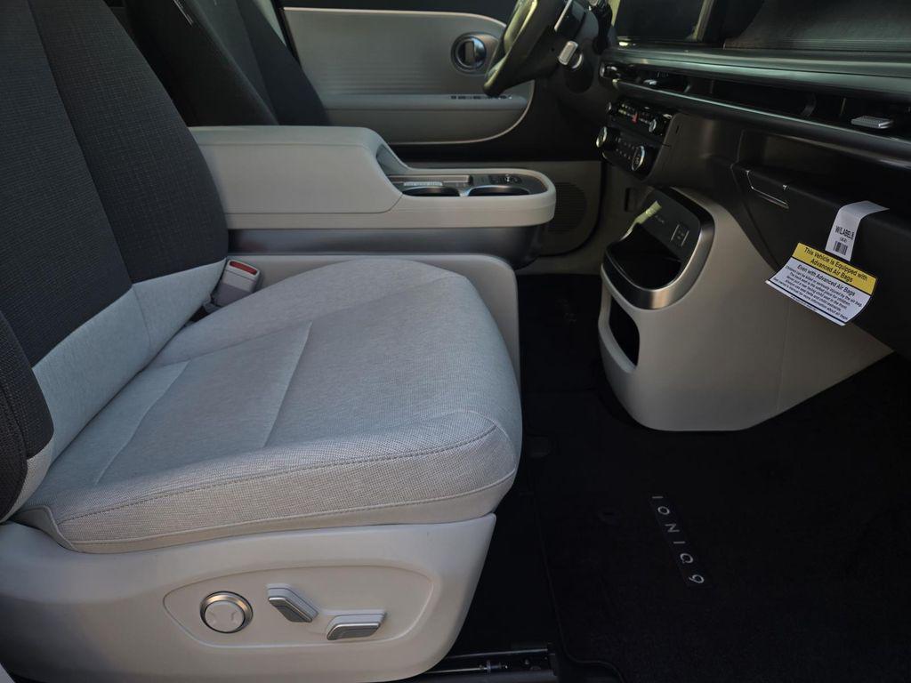 new 2026 Hyundai IONIQ 9 car, priced at $65,490