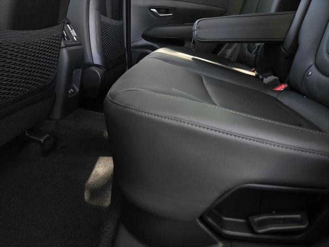 new 2025 Hyundai TUCSON Hybrid car, priced at $38,715