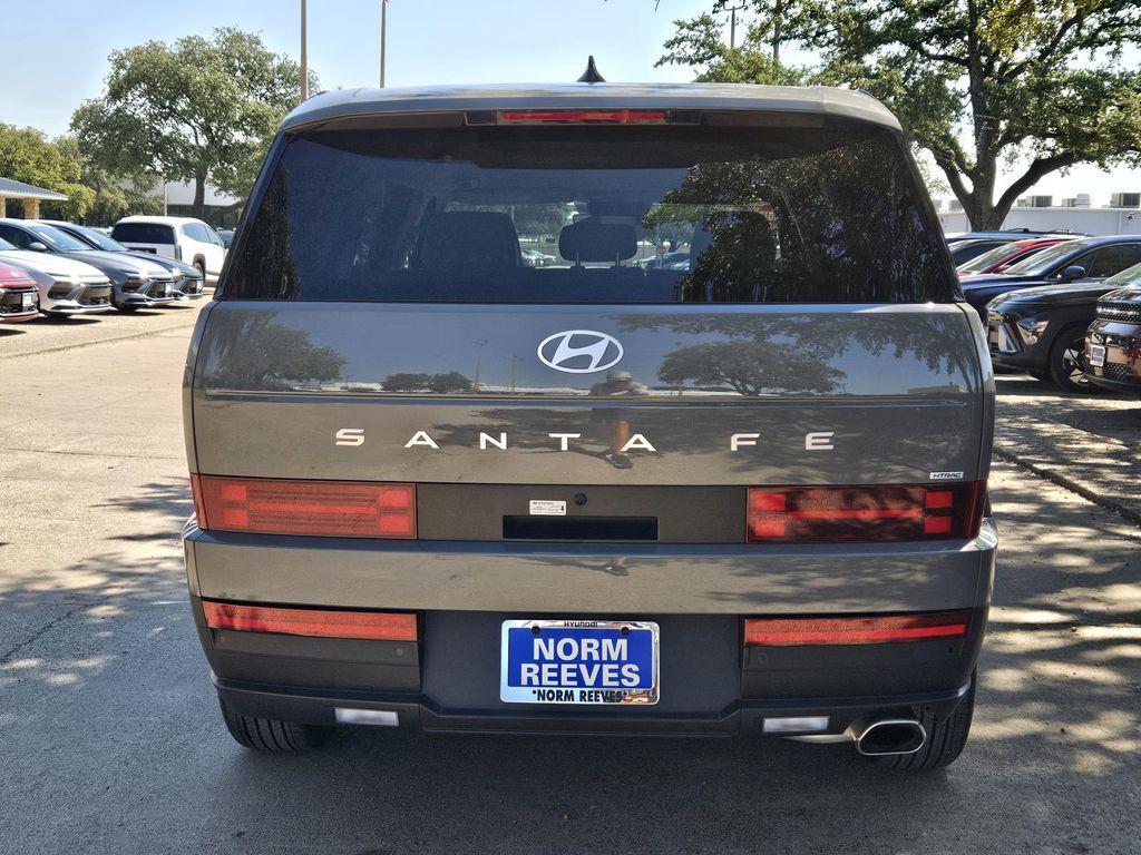 used 2025 Hyundai Santa Fe car, priced at $34,500