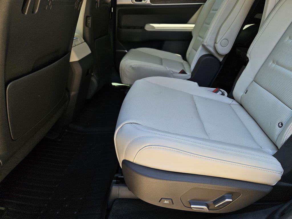 new 2026 Hyundai SANTA FE HEV car, priced at $52,605