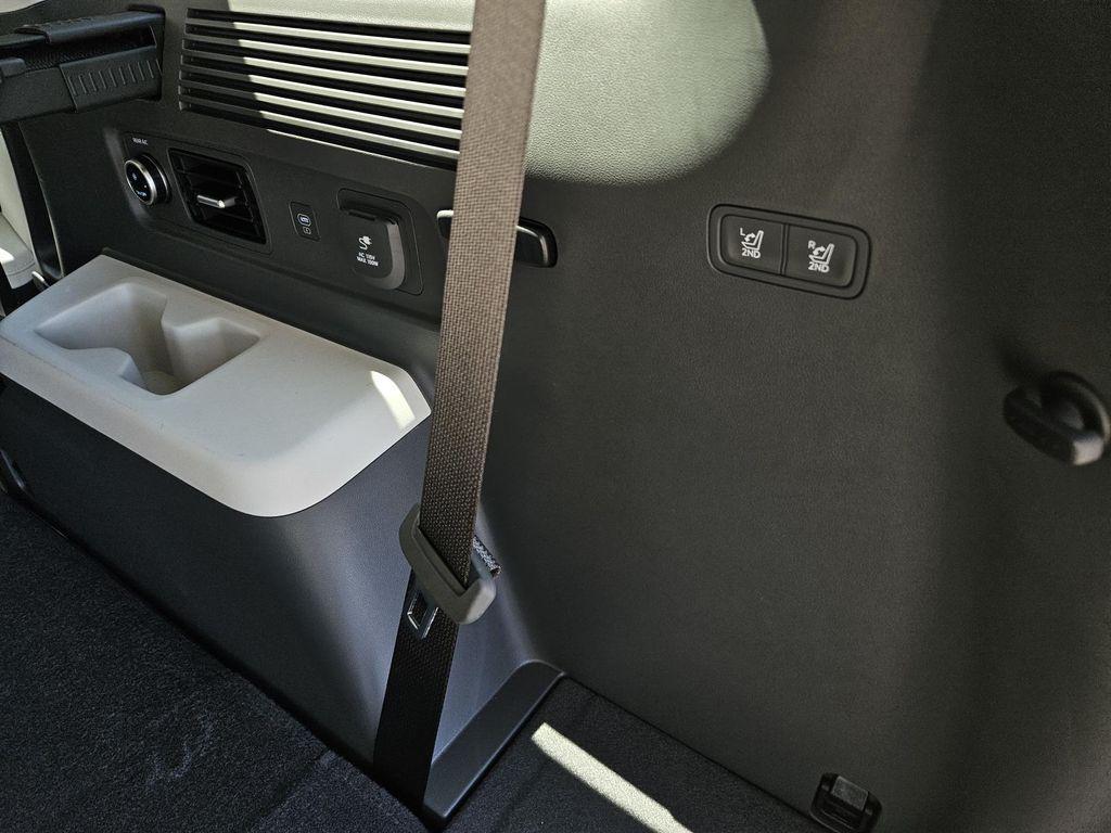 new 2026 Hyundai SANTA FE HEV car, priced at $52,605