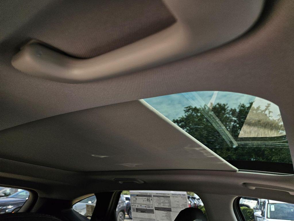 new 2025 Hyundai Tucson car, priced at $40,555