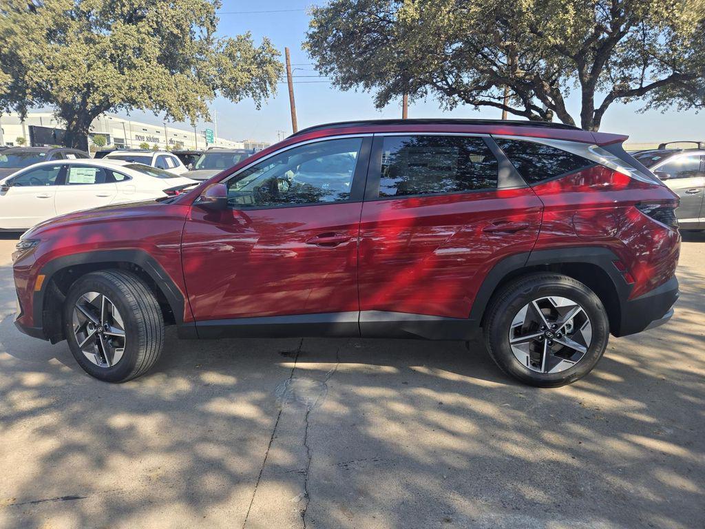 new 2025 Hyundai TUCSON Hybrid car, priced at $39,580