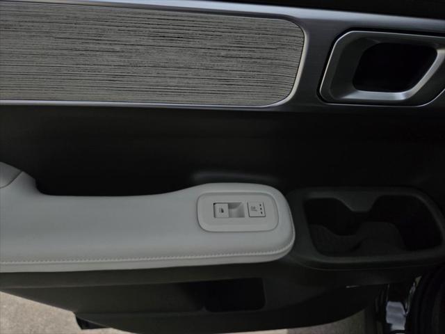 new 2025 Hyundai SANTA FE HEV car, priced at $48,395