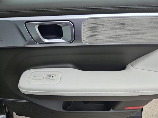 new 2025 Hyundai SANTA FE HEV car, priced at $48,395