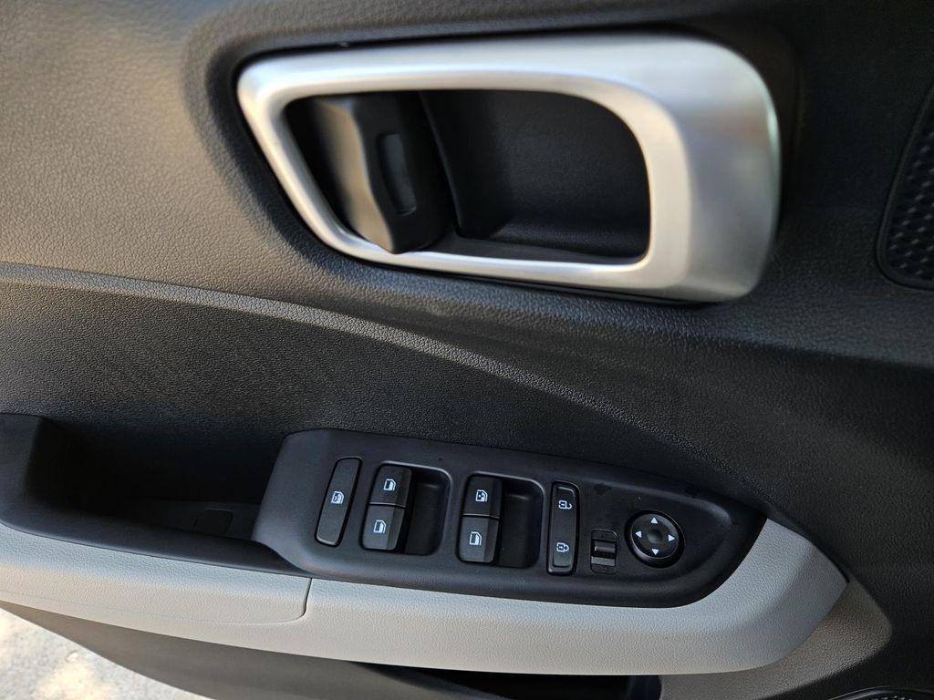 new 2025 Hyundai Venue car, priced at $24,320