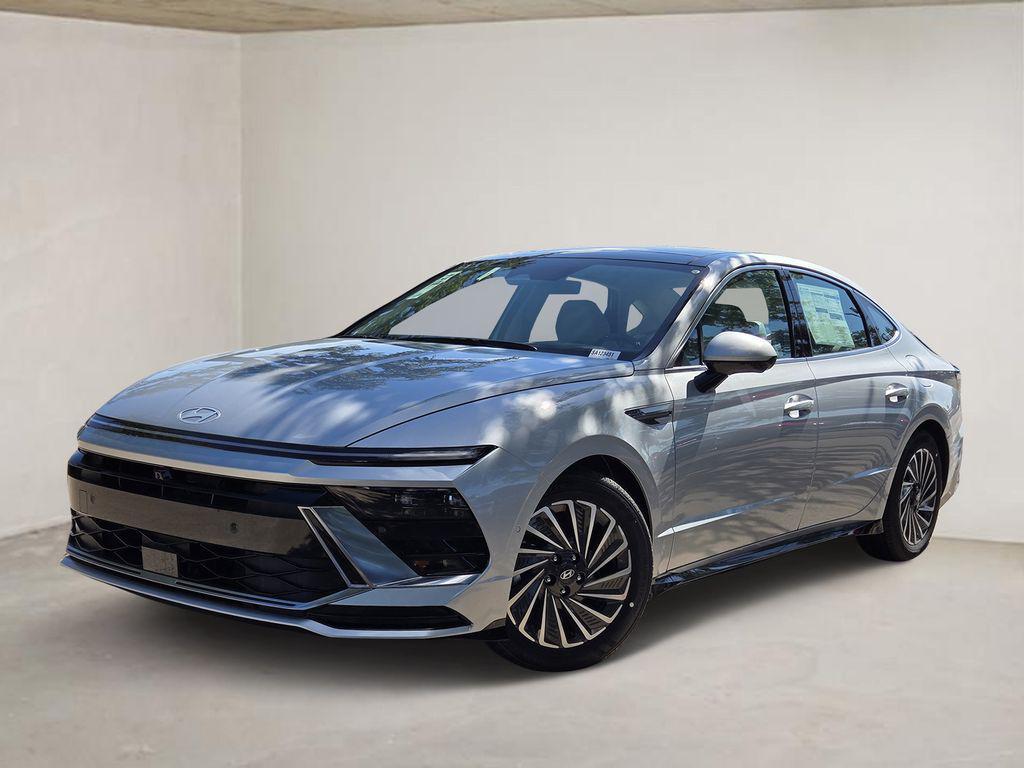 new 2025 Hyundai Sonata Hybrid car, priced at $38,634