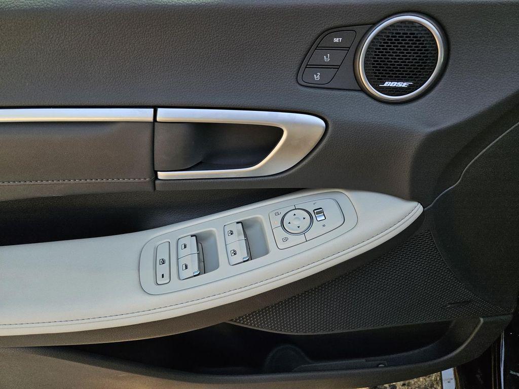 new 2025 Hyundai Sonata Hybrid car, priced at $37,840