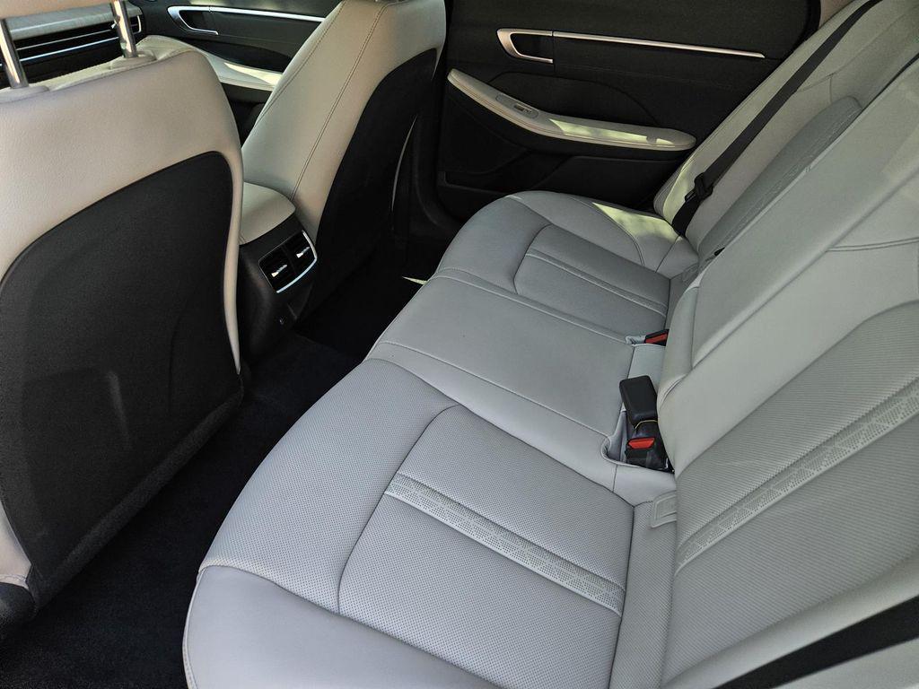 new 2025 Hyundai Sonata Hybrid car, priced at $37,840