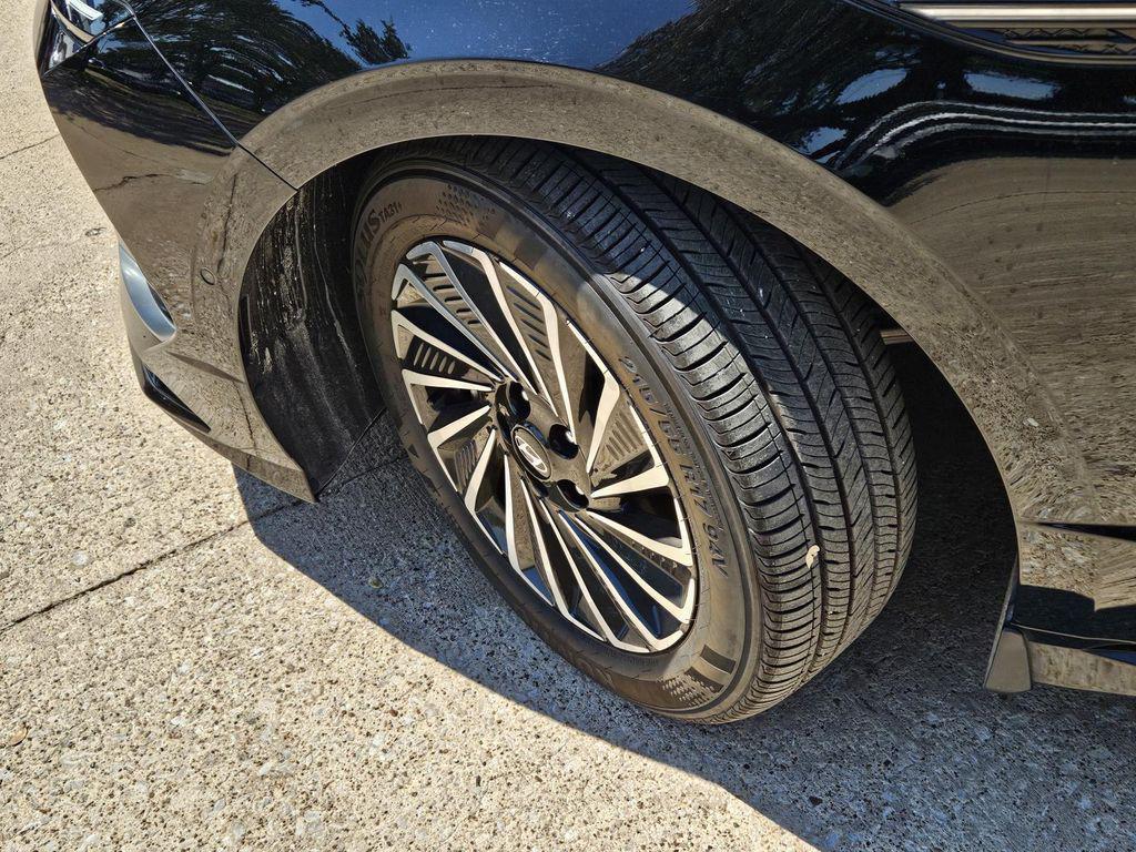 new 2025 Hyundai Sonata Hybrid car, priced at $37,840