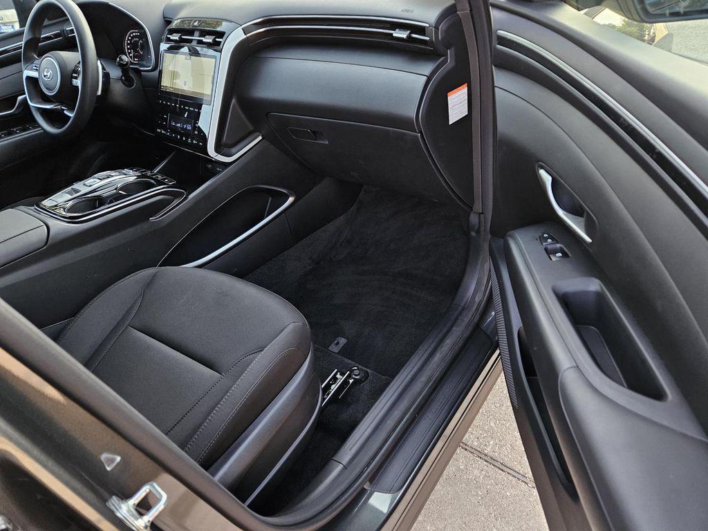 used 2024 Hyundai TUCSON Hybrid car, priced at $27,468