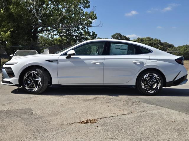 new 2025 Hyundai Sonata car, priced at $31,957