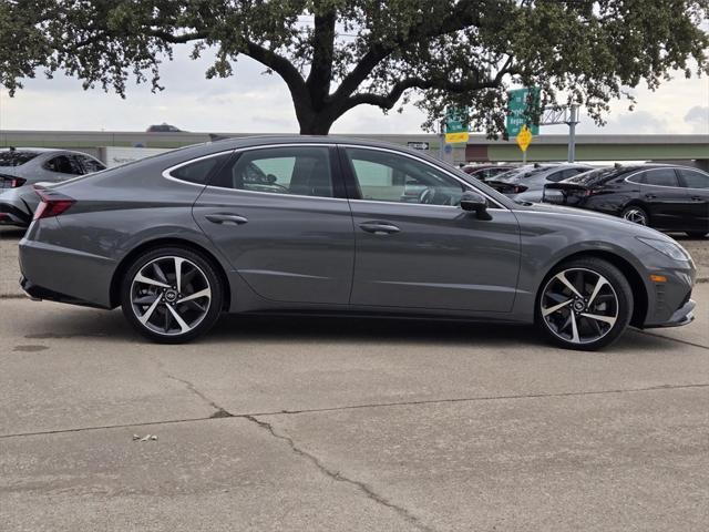 used 2022 Hyundai Sonata car, priced at $23,992