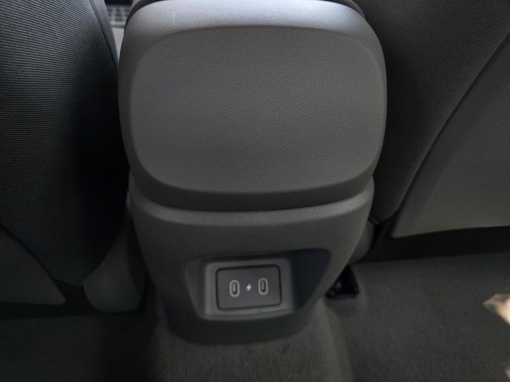new 2025 Hyundai Elantra car, priced at $23,685