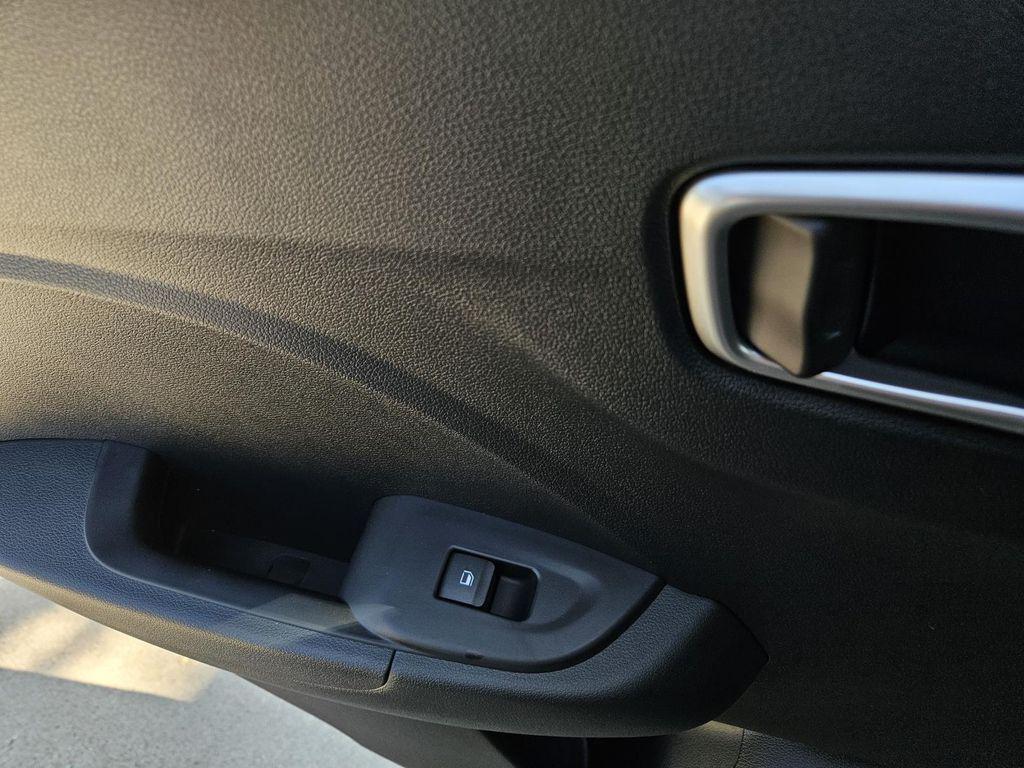 new 2025 Hyundai Venue car, priced at $22,739