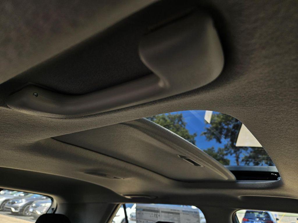 new 2025 Hyundai Venue car, priced at $22,739