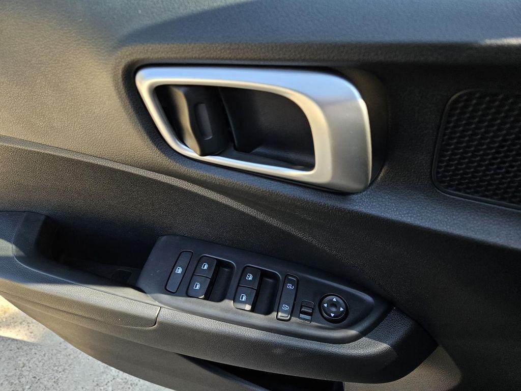 new 2025 Hyundai Venue car, priced at $22,739