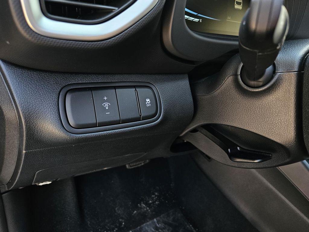 new 2025 Hyundai Venue car, priced at $22,739