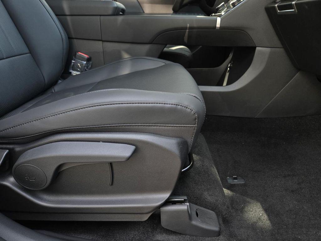 new 2025 Hyundai Santa Fe car, priced at $38,445