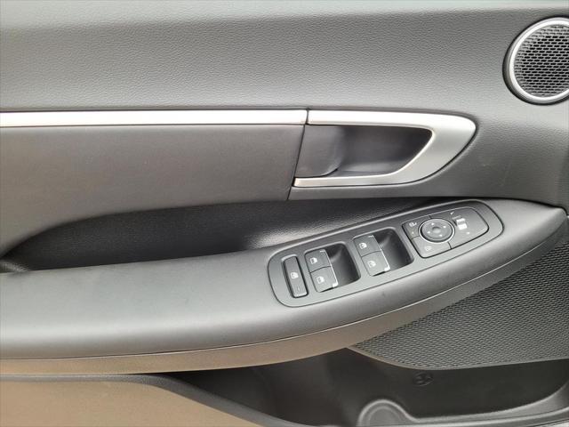 new 2025 Hyundai Sonata Hybrid car, priced at $31,210