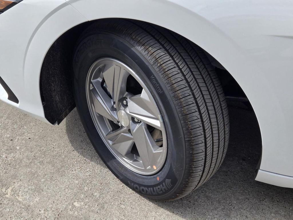 new 2025 Hyundai Elantra car, priced at $24,067