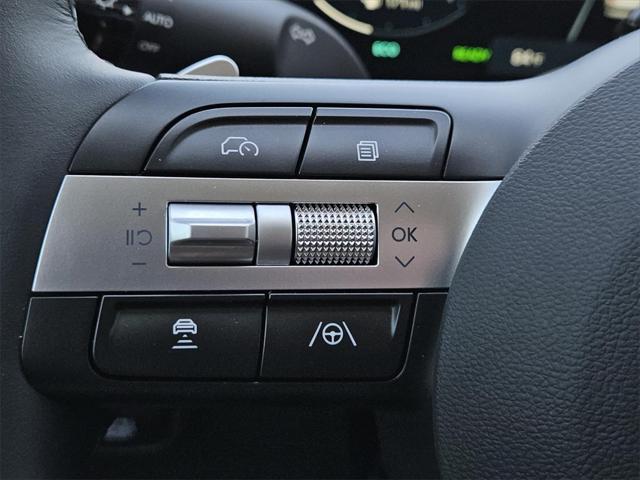 new 2025 Hyundai TUCSON Hybrid car, priced at $36,785