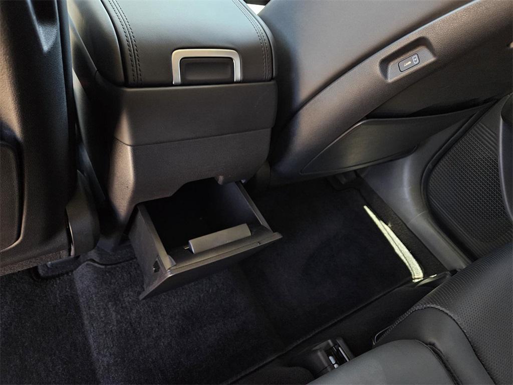 used 2024 Hyundai Santa Fe car, priced at $35,000