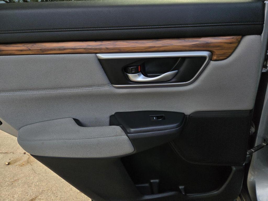 used 2020 Honda CR-V car, priced at $21,400