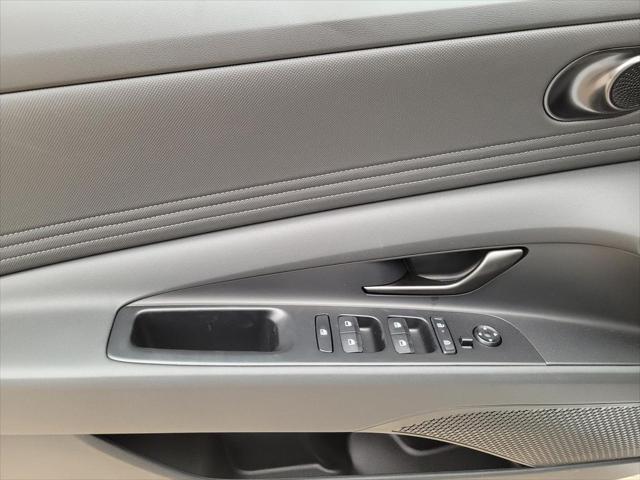 new 2025 Hyundai Elantra car, priced at $28,185