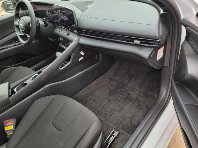 new 2025 Hyundai Elantra car, priced at $28,185