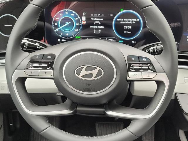 new 2025 Hyundai Elantra car, priced at $30,560