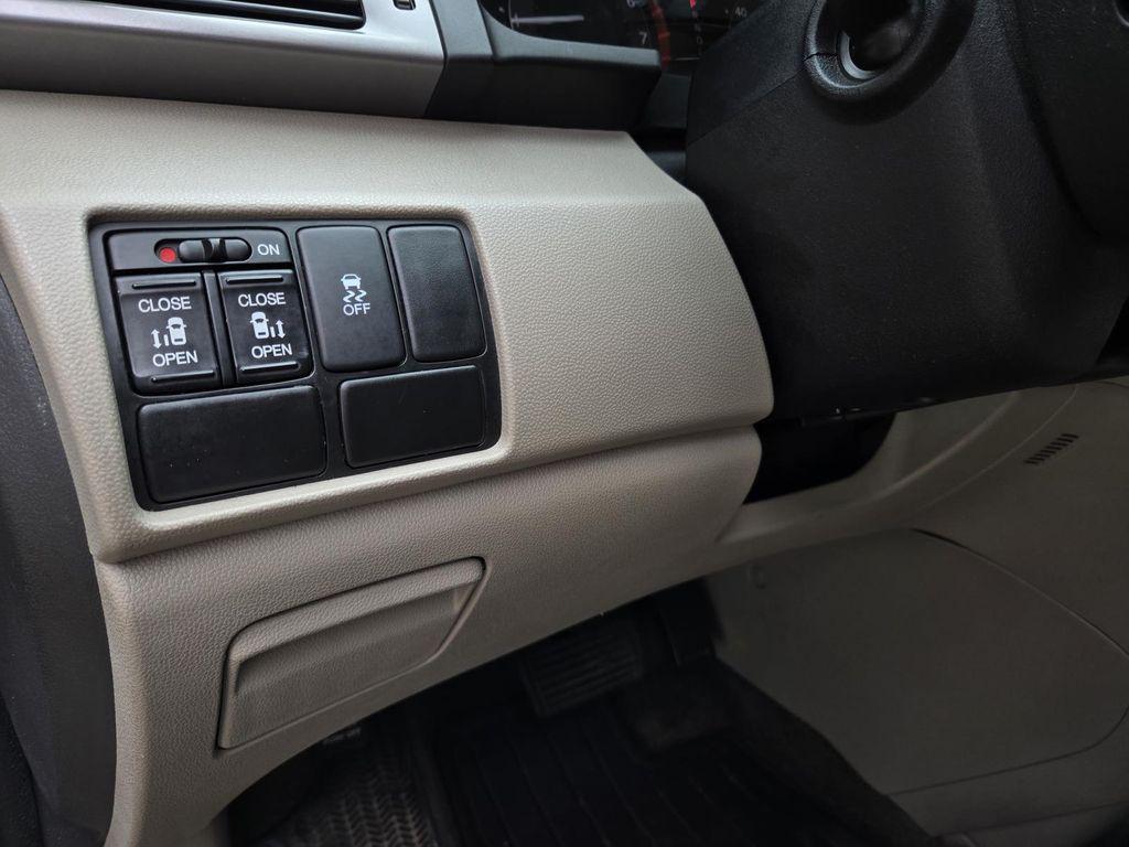 used 2015 Honda Odyssey car, priced at $12,887